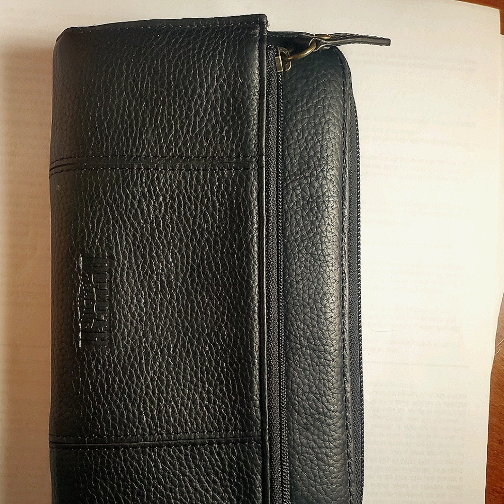 Womens Black Leather (Large) Wallet